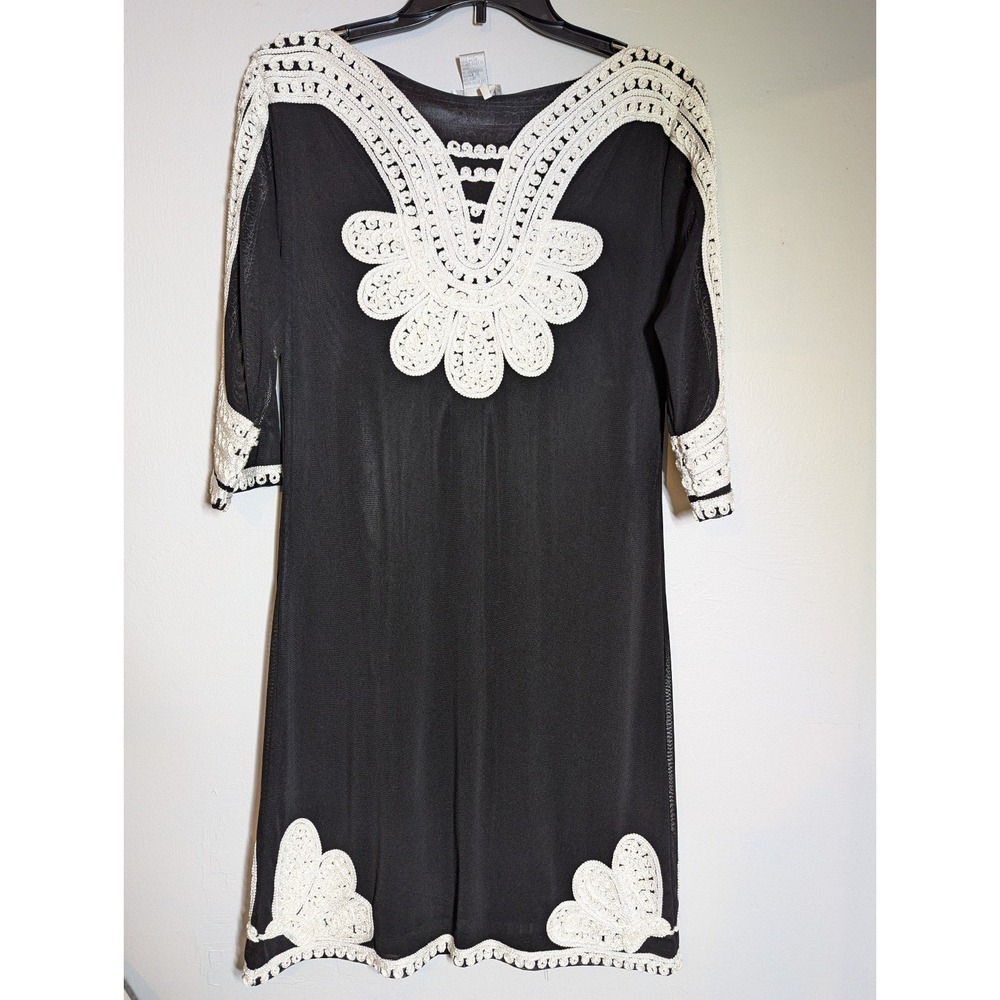 Felicity Small‎ New Dress